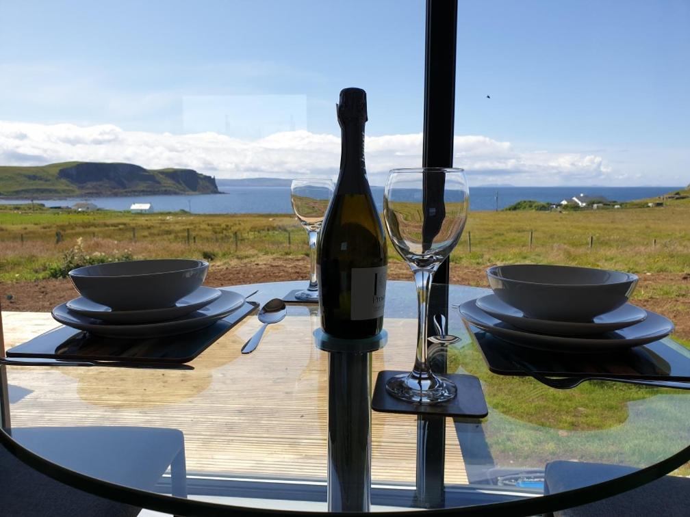 Flora'S Cliff View Vila Kilmuir  Exterior foto